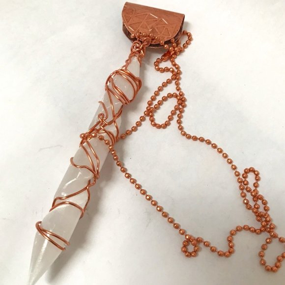 Selenite Healing Wand Pendant Pendulum LONG Reiki Crystal Necklace Shamanic - Picture 2 of 9